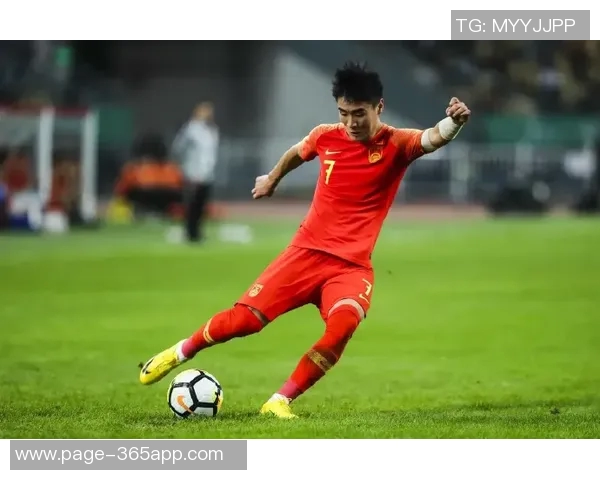 蓉城球员身价动态分析:11人上涨韦世豪周定洋等14人下跌情况解析 蓉城球员身价动态分析:11人上涨韦世豪周定洋等14人下跌情况解析